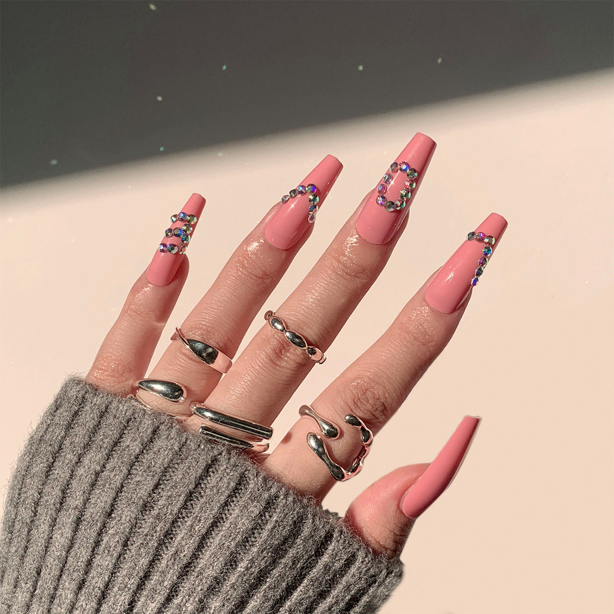 24 Pcs Long False Nails For One Set . Buy 5 Get 1 Free .Code is : Nails05