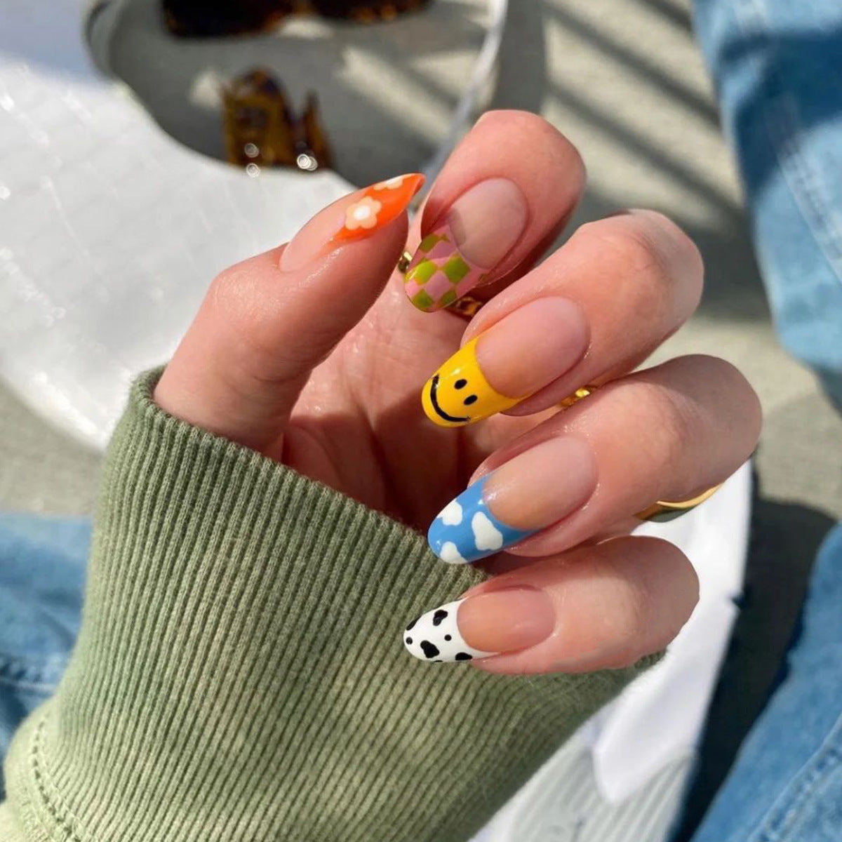 24 Pcs Short False Nails For One Set . Buy 5 Get 1 Free .Code is : Nails05